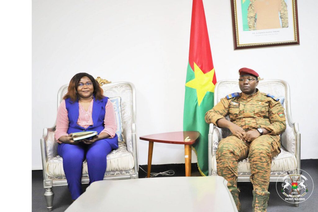 Burkina Faso : la plateforme P15 reçue en audience par la Ministre de l’Action humanitaire pour renforcer la synergie d’actions 488493985 647625504647668 2331883768083168927 N 1024x683